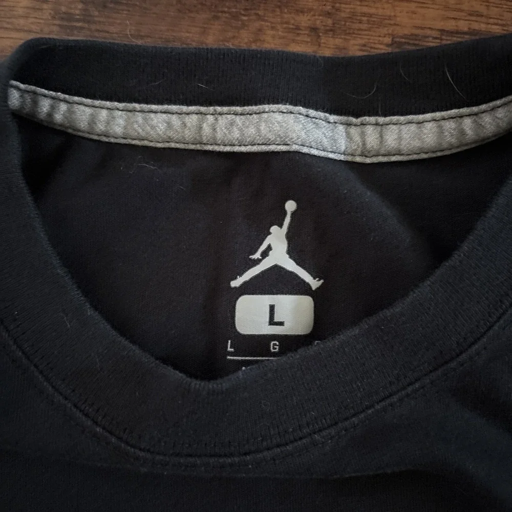 Nike Air Jordan Brand Jordan 14 Shield Tee Shirt Size L